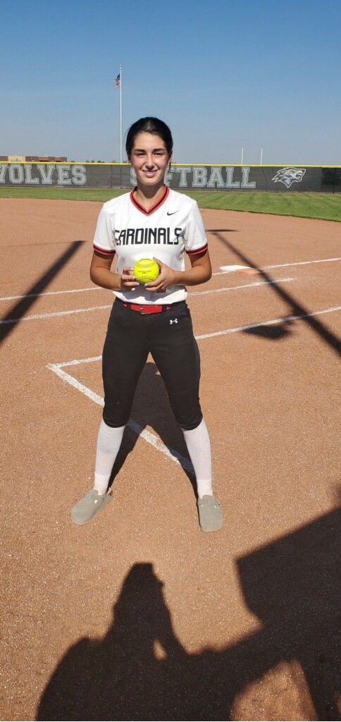 Well we waited til the last day of the season, but we got a HOMERUN!

Congratulations to Freshman AUBREE TRANMER  on hitting her first Varsity HOMERUN! A 3 run shot to right center in the bottom of the 2nd.