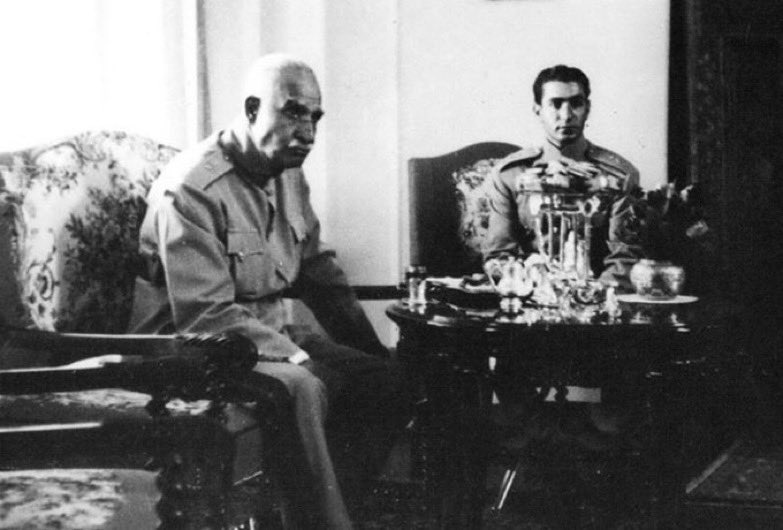 IranKurd2582's tweet photo. رضاشاه، شاهنشاه روحت شاد

#انقلاب_ملی_ایران https://t.co/iViyKtvf7U