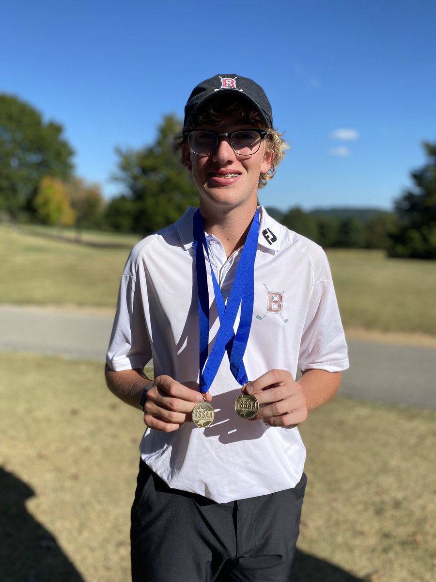 beardengolf's tweet photo. Shoutout to junior Bryce Harmon! He shot -1, 71 and won a 3 hole playoff to claim individual champion honors as the Region 2AA championship! @bhsdawgs @5StarPreps @prepxtra @KnoxAreaGolf https://t.co/bhMvsBhDYF