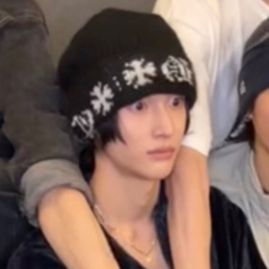 Mª ft. ☽̶☾ tweet media