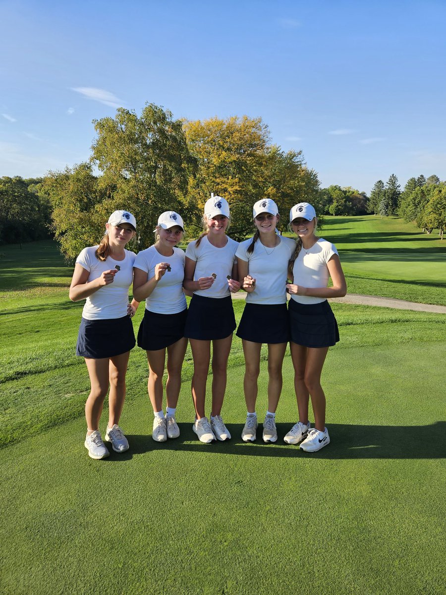 Ticket Punched! 🎫 Girls are headed back to the <a href="/wiaawistate/">WIAA State Tournaments</a> next Monday and Tuesday. Proud of how the girls battled. #RoadToTheRidge #Rfactor
