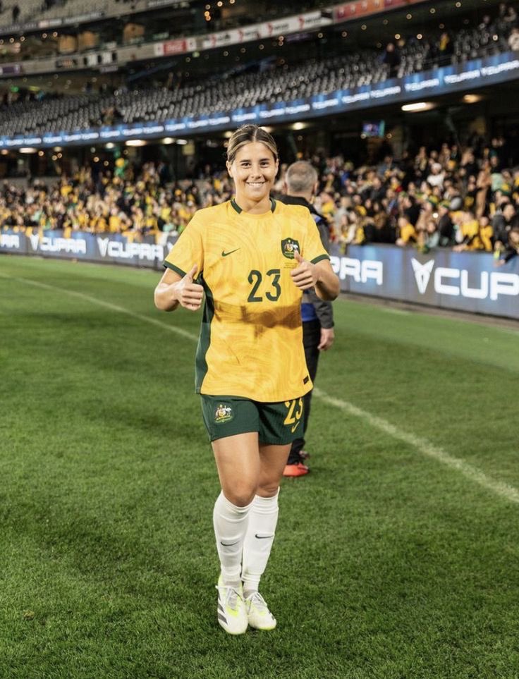 folklorewfc's tweet image. i love 23