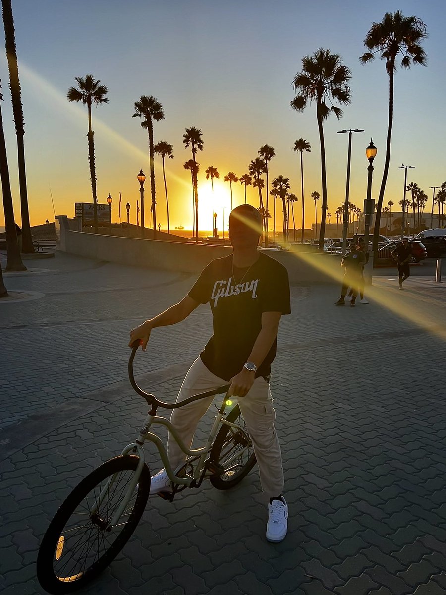 Bocca_Pedro's tweet photo. Los angeles i love yaa :) https://t.co/N5OWJgzr5Y