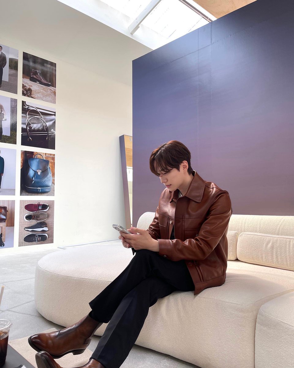 Rafe T. Lee tweet media