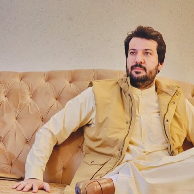 malik_roohullah's tweet photo. #NewProfilePic https://t.co/5Bfl8Ed5Ix