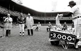 MarkKaline's tweet photo. On October 2, 1974, dad said farewell to the game he loved playing for most of his life.  A total of 4,671 were on hand for the last game of the season and, without fanfare, his +21 year career as a player came to an end. @tigers @BallySportsDET @ErnieHarwell1 @IffyTheDopester https://t.co/YqC113ZNpi