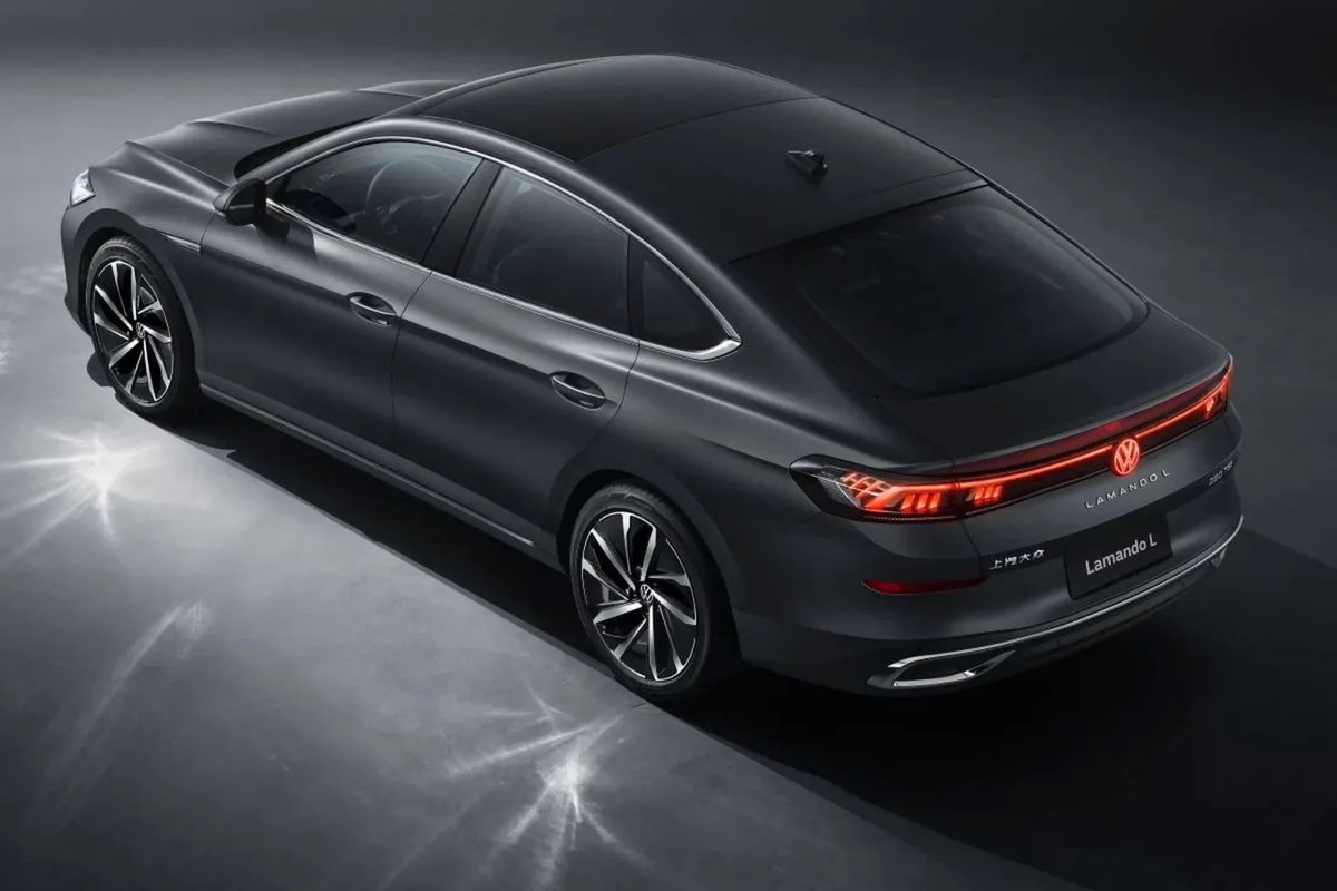 sh_fred's tweet photo. Parece que el @Volkswagen_MX Jetta 8 ya está en camino y, aunque seguiría fabricándose en Puebla, compartiría desarrollo con el Lamando chino.
Arquitectura MQB Evo, motor 1.5 TSI y silueta de coupé. ¿Qué les parece?
https://t.co/S14KuLjGcG https://t.co/Sa00Dfc1Mt