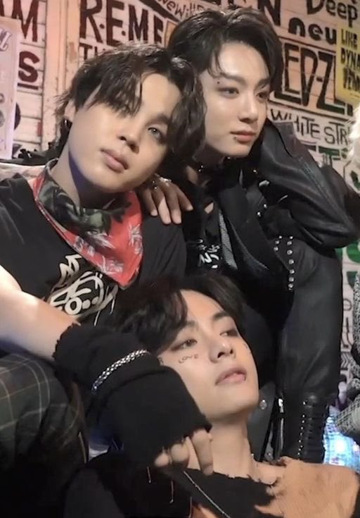 JMJiminBTS's tweet photo. Jikook 💜 https://t.co/ZWImYVOzDW