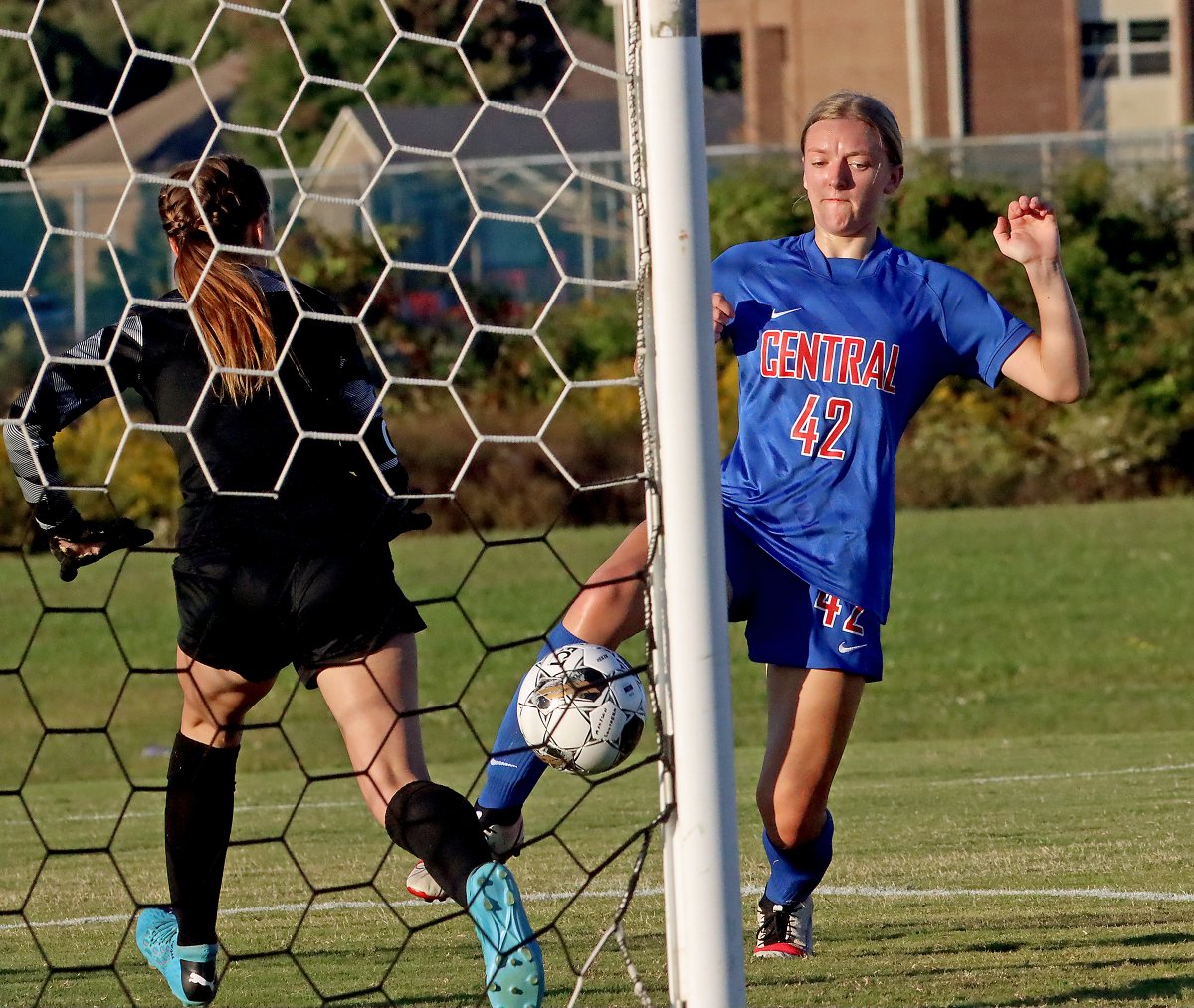 HIGH SCHOOL GIRLS SOCCER
44th District Tournament
Final from Berea ...
Madison Central 6, Model 0

Madelynn Hendricks - 2 goals
Kelsey Nicholson - 2 goal
Natale Knecht - G
Kendall Clines - 2 asts
Emilee Hall - Ast

Moore/Gordon split time in net
Claire Garner - 19 saves