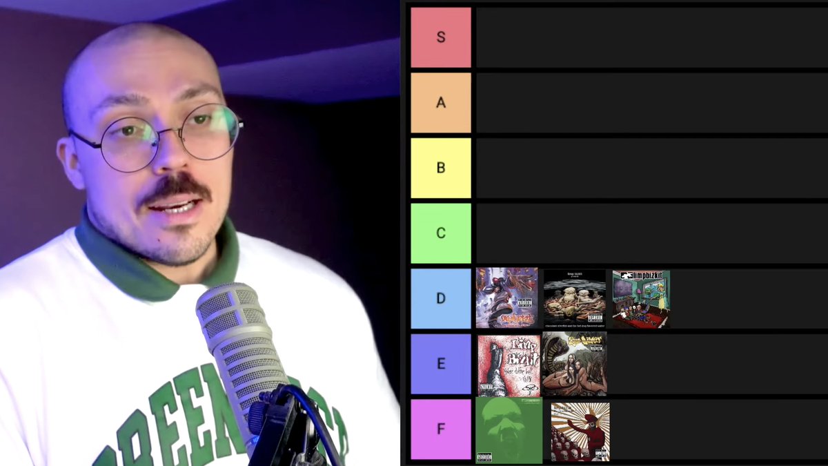 HolidayKirk tweet media