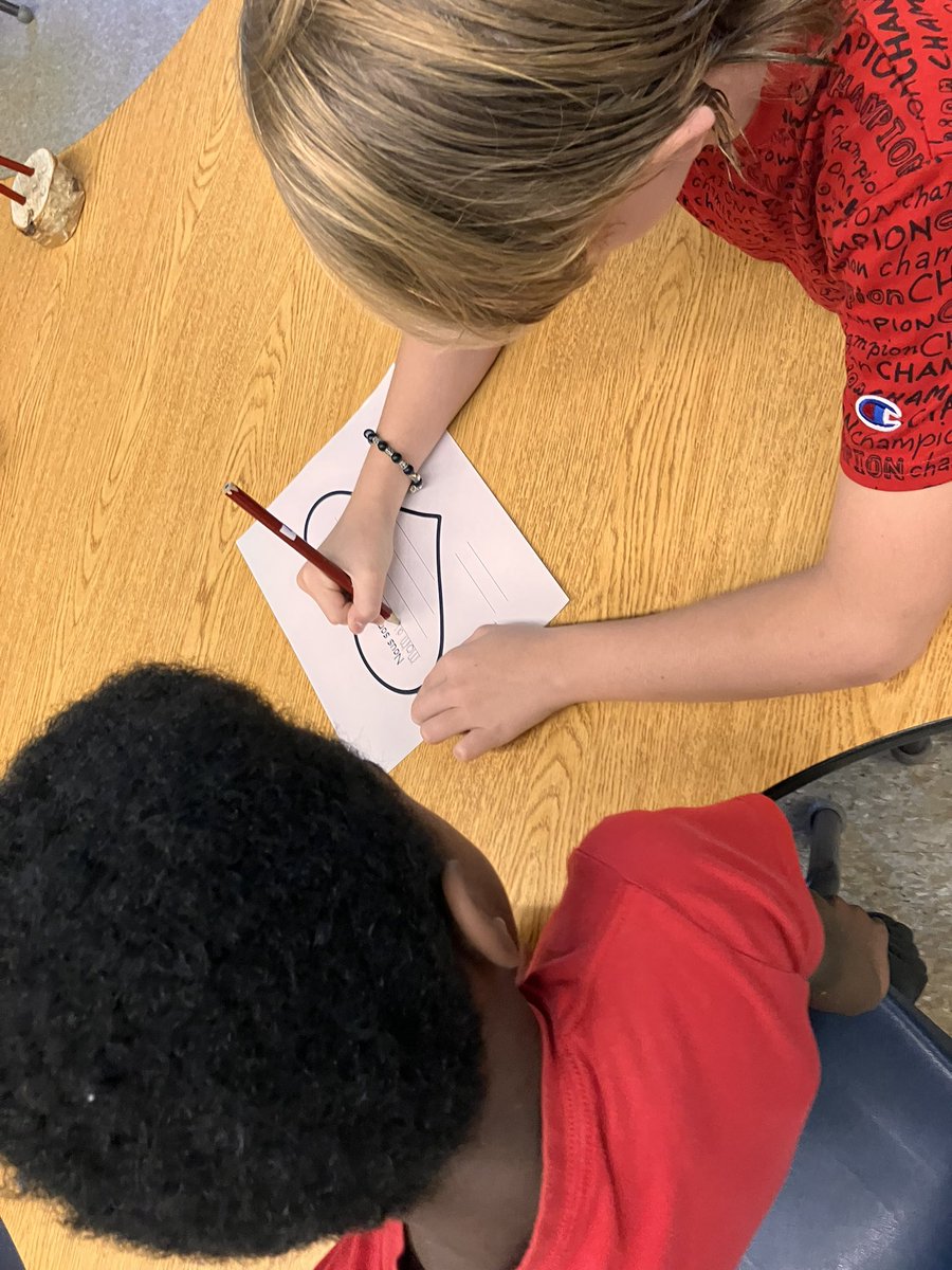 MmeFellows's tweet photo. Thank you @heymissmc for sharing about the Thanksgiving Address with me and our students this morning! Seeing our grade 2s and 6s work so well together to share gratitude was inspiring! https://t.co/zbhGzjjgpU