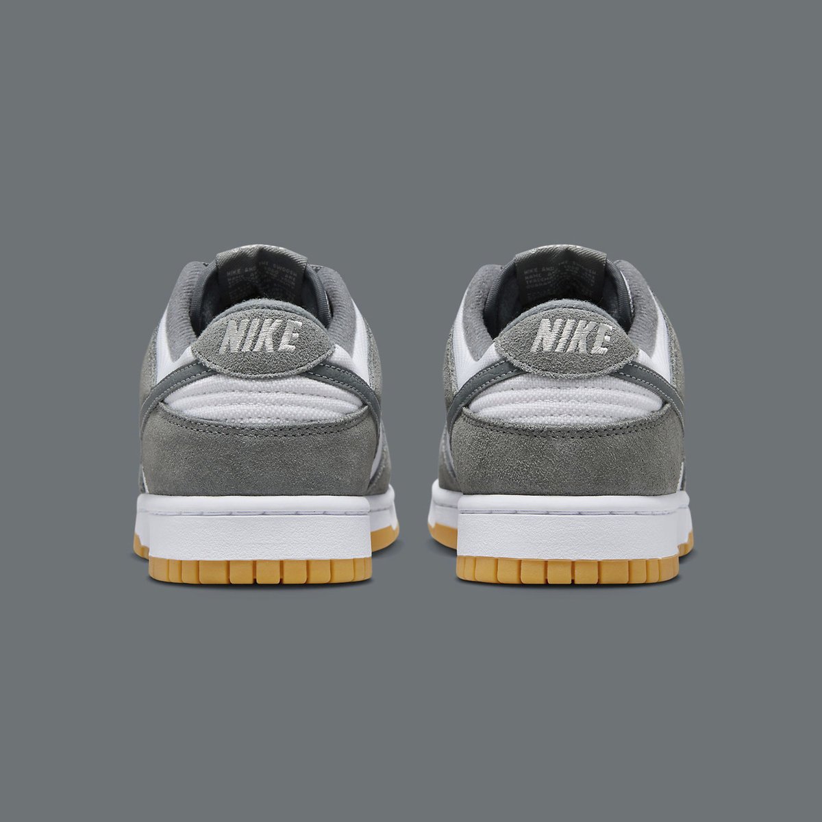 JustFreshKicks's tweet photo. The Nike Dunk Low “Grey Suede” releases tomorrow at 10am ET 🌪️

Link -> https://t.co/MkxetM4bqI https://t.co/UDjgrFcmv6