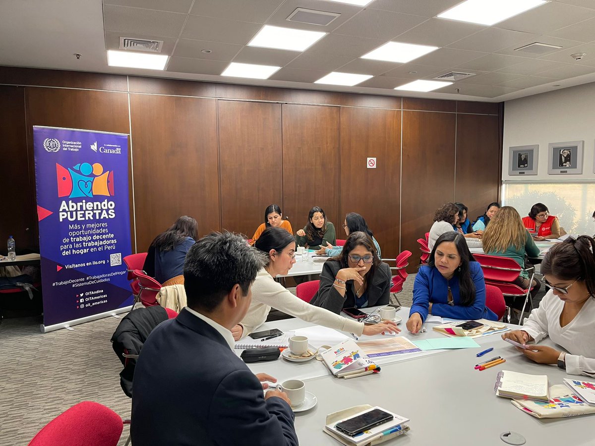 OITAndina's tweet photo. ¡Seguimos #AbriendoPuertas!

Ahora trabajamos en la definición de perfiles ocupacionales de las y los trabajadores del #cuidado en Perú 🇵🇪

Esta semana construimos perfiles para:
✅cuidado de niños, niñas y adolescentes,
✅cuidado de personas mayores, y
✅trabajadoras del hogar https://t.co/EYHn7grz2r