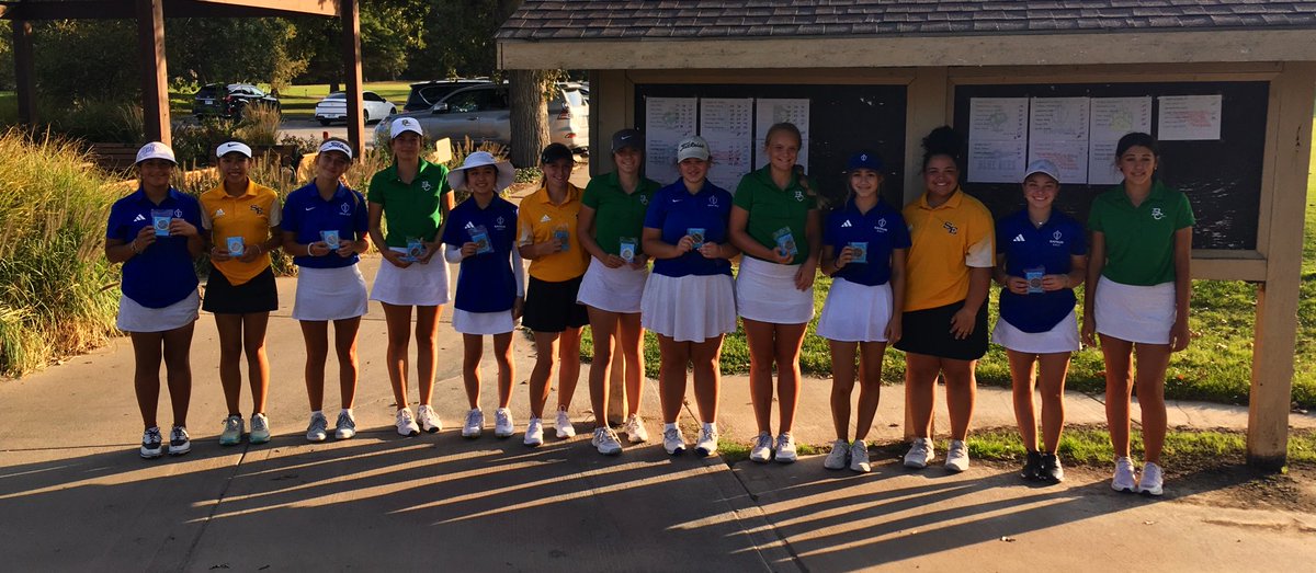 ⛳️ Girls #gwalgolf Championship Results from Sim Park: 1.Sarinana KMC 71 2.Lam SE 76 3.T.Jones KMC 78 4.B.Jones BC 79 Complete Results here: highschoolgolfscores.com/ks/screens/tou…