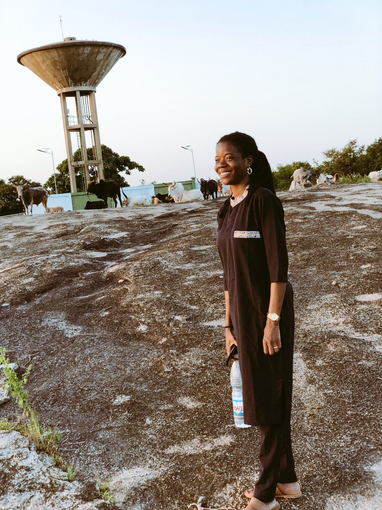YasminaCoulbaly's tweet photo. Ces moments agréables qui changent la routine, il le faut.
Loin des escarpins, tailleurs, hautes coutures, voiture, stresse, écrans....

Ce fut un réel plaisir d'avoir profiter de ce temps sur ma terre natale, le village de Kolia.

Merci pour cette liberté. 

#Wapié
#Kolia https://t.co/ncIU6F0wn6