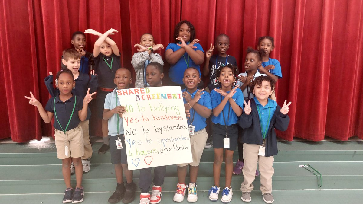 Courtney tweet media