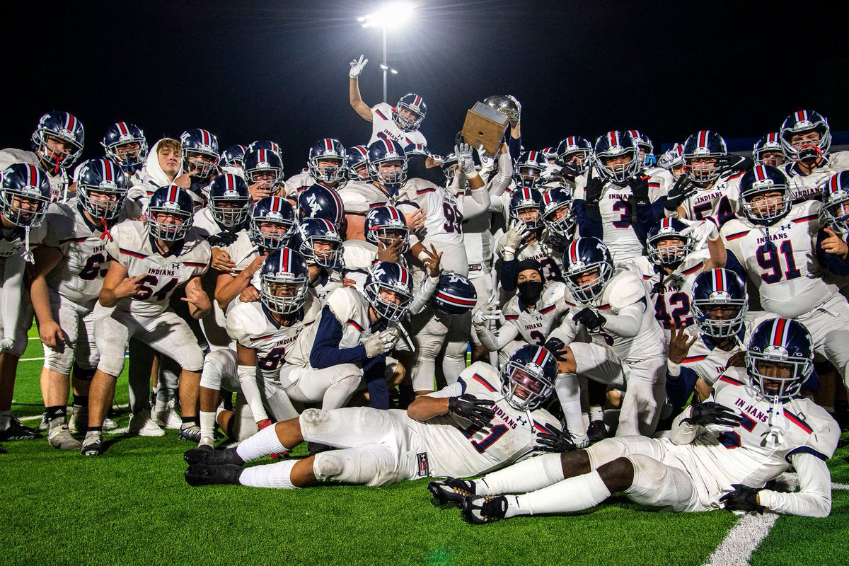 Mhs__Barstool's tweet photo. 4 more days to win this again
#beatjc #rolltribe https://t.co/876sicFAQw