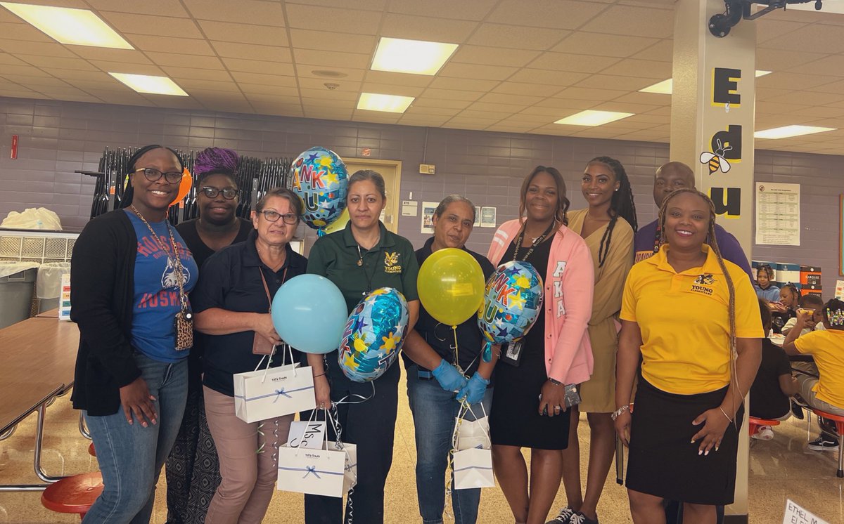 Happy Custodian’s Day to the absolute best team! We could not do our job without you! 🐝❤️ #TeamHISD #teamworkmakesthedreamwork