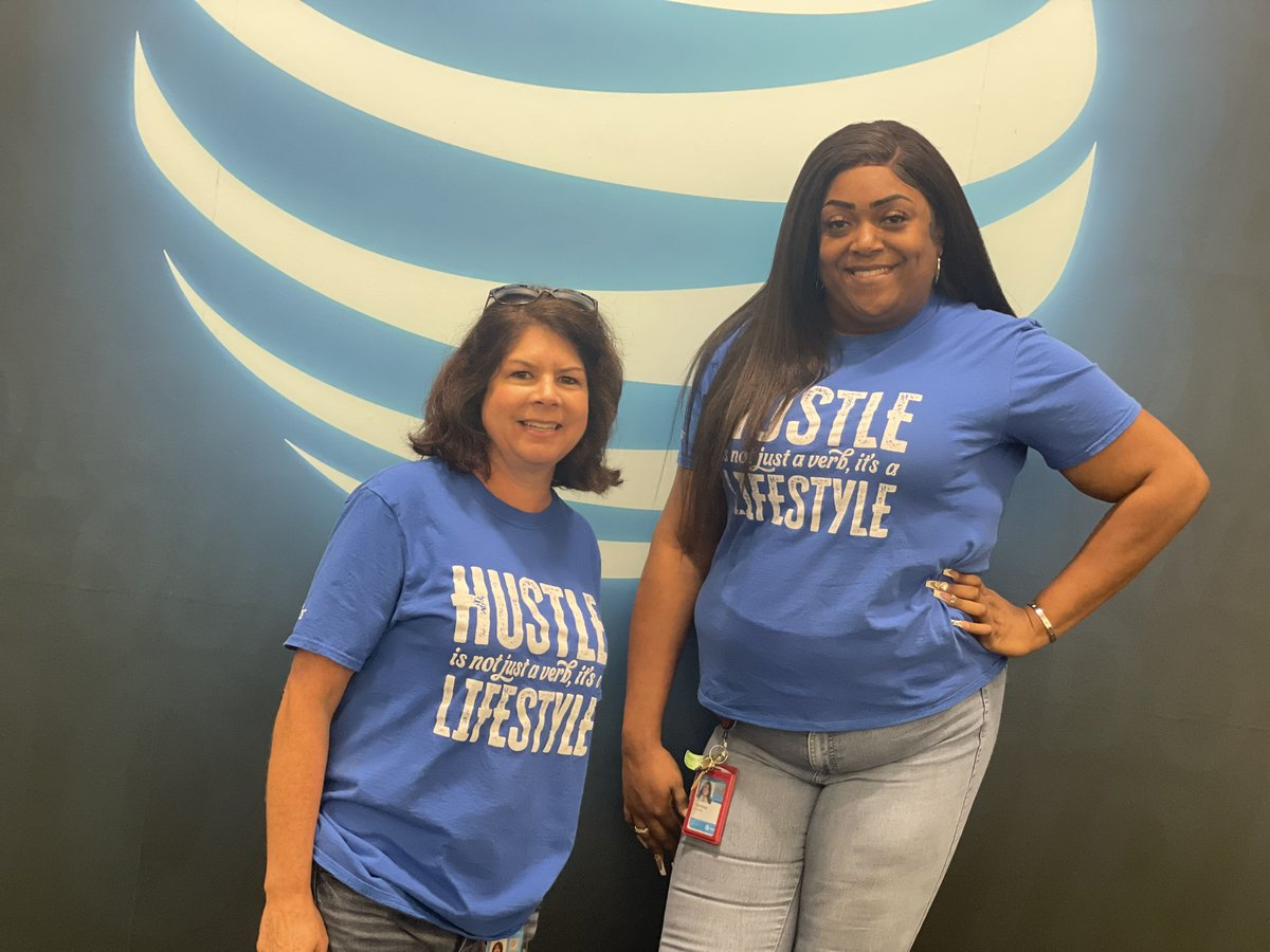 HustleHouseMSS's tweet photo. Celebrating #SCFW2023 Wearing &amp; Giving Blue Today! #HustleHouse #LifeAtATT @LifeAtATT @411MikeP @wloceansprings @TeamFierceOSCC https://t.co/sh52YzLy6v