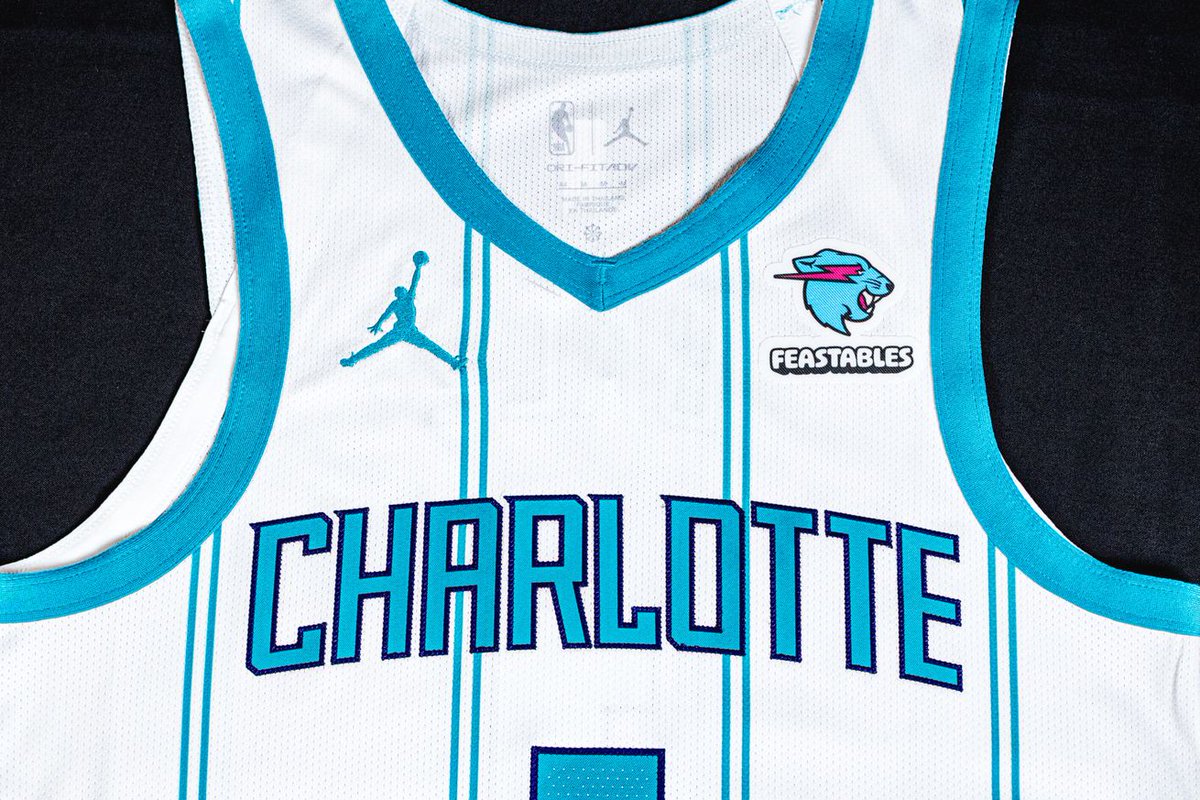 custompc.ie tweet media