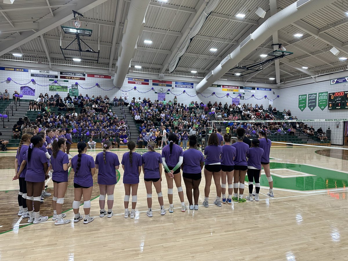 sciotoathletics's tweet photo. Awesome atmosphere for tonight’s Volley for a Cure match between state ranked opponents…Bishop Watterson Eagles 🆚 Dublin Scioto IRISH! 💚 https://t.co/MWeoEOUcOt