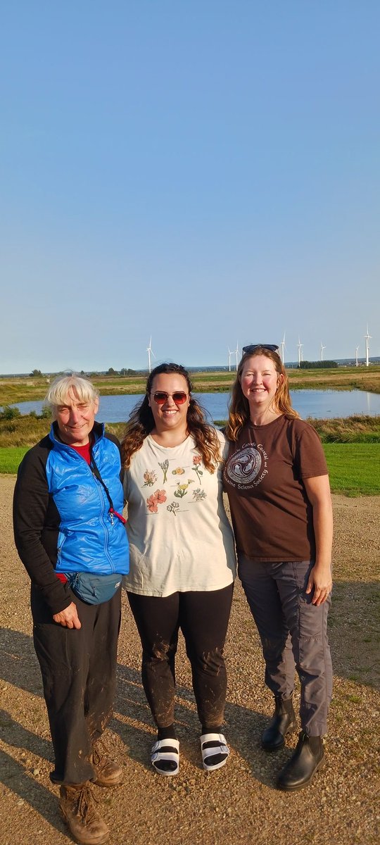 FungalDreamTeam's tweet photo. We loved teaching about #saltmarshes at Beaubassin Research Station ! @AcadiaU @AcadiaScience @NSERC_ResNet @tcadaptations @smuhalifax @SMUScience @ducanada @IrvingCentre #coastal #fieldscience 🌿🍄🌊 https://t.co/LMVJkAhtuT