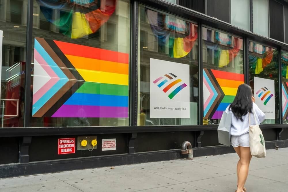 Pride in Business: Breaking Down Barriers for LGBTQIA+ Entrepreneurs and Allies by #EmmaVaughn via <a href="/bizcurrents/">SmallBusinessCurrents</a> 
 buff.ly/45bNYbn #entrepreneurs #LGBTQIA+ #allies #pride #Smallbusiness