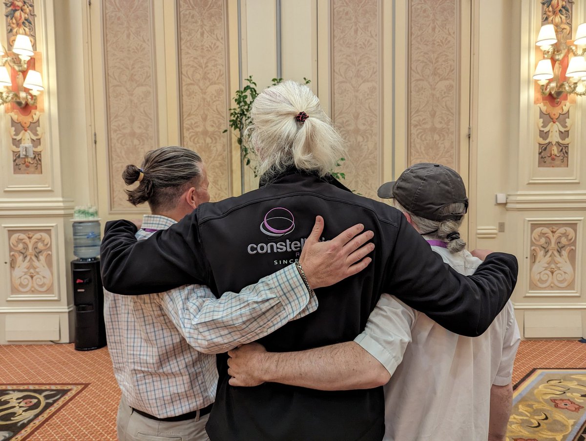 holgermu's tweet photo. Alright. Alright. Here is the solution.
Long gray hair... And more. 

 #Sconnect #Insights2023 https://t.co/z8MSFb5IoJ