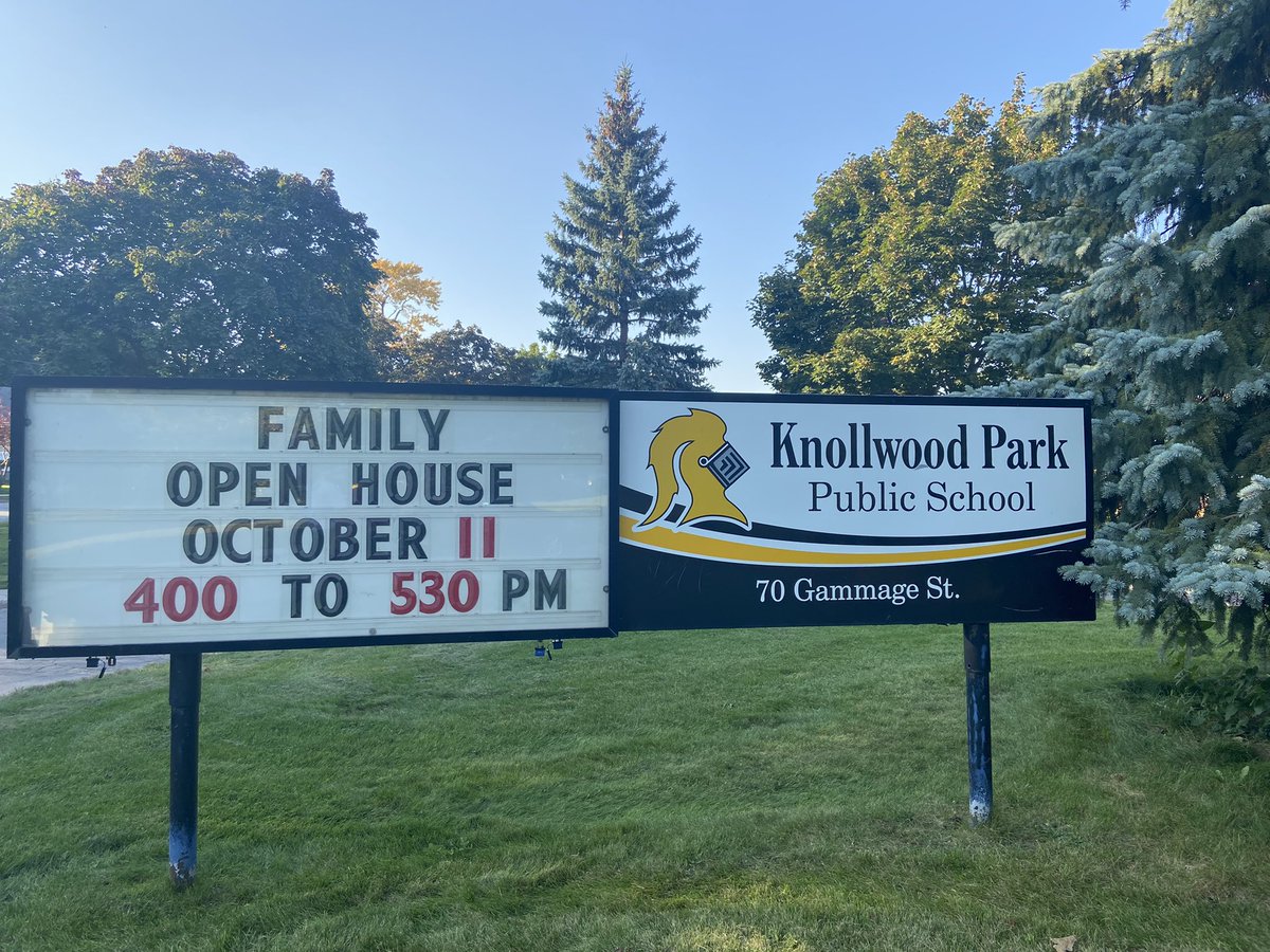 KnollwoodPark1's tweet photo. Save the Date for our Community Meet, Greet &amp; Eat Open House on Wed. October 11 from 4-5:30pm! 

This is an opportunity for families &amp; educators to meet! Pre-order some pizza for dinner &amp; visit our community partners in the gym! 

Next up: PA Day on Friday &amp; Holiday on Monday! https://t.co/xx9aGGlxhR