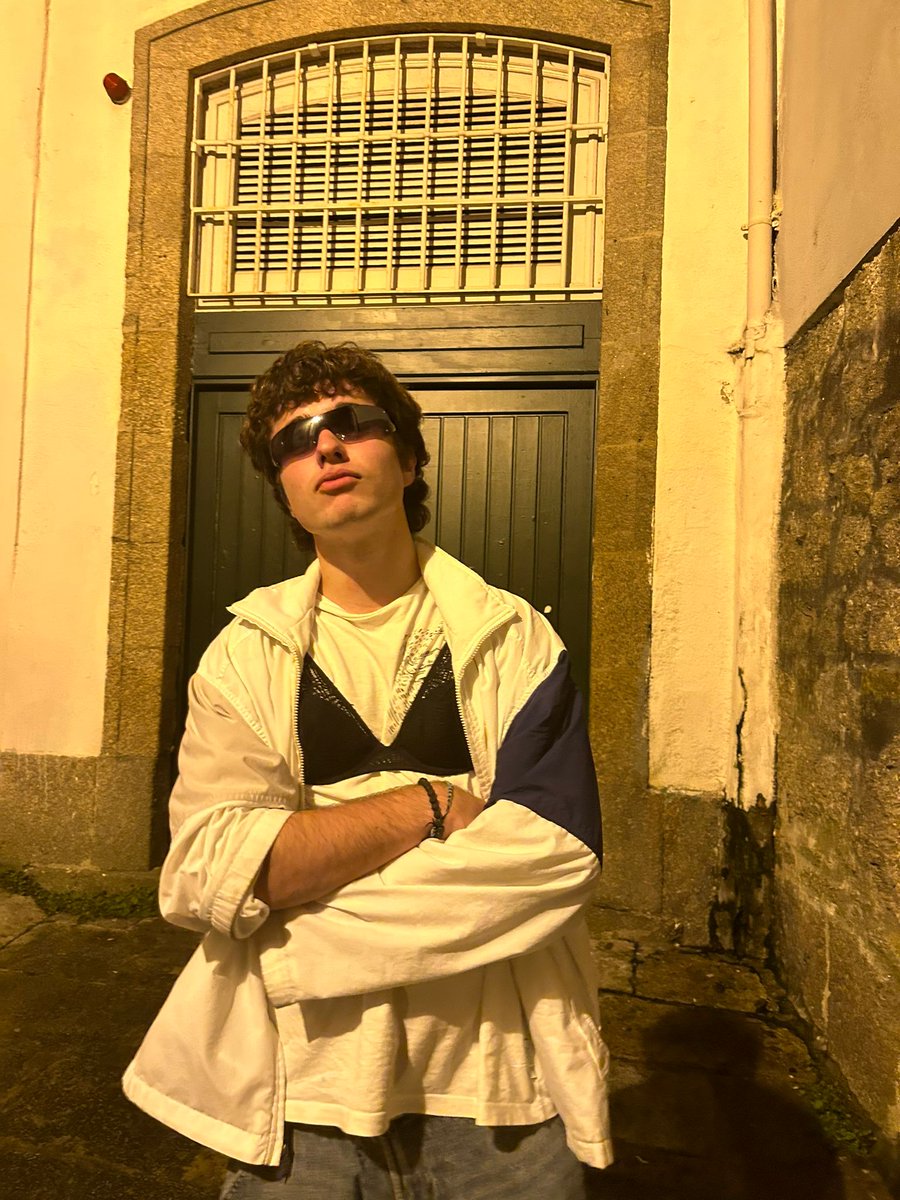 🎃 spooky maroño 🎃 cuack tweet media