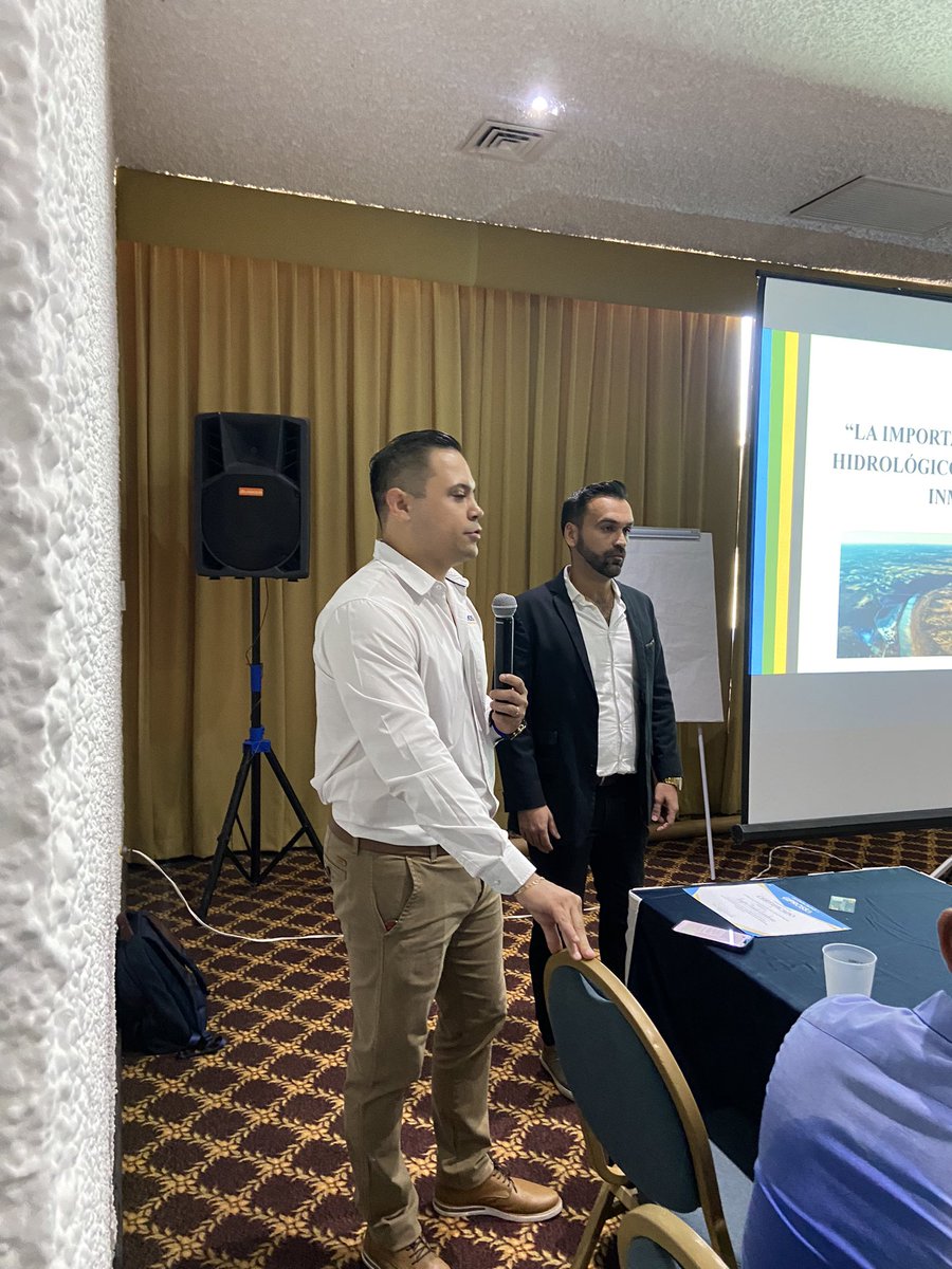 giprossa's tweet photo. El curso organizado y patrocinado por #Giprossa el día 28 de septiembre sobre el tema “El Impacto de los Estudios Hidrológicos en los Desarrollos Inmobiliarios” impartido por nuestro colega el Ing. Sergio Tirado, fue todo un éxito, nos vemos en el siguiente curso espéralo https://t.co/jxeou7qXTp