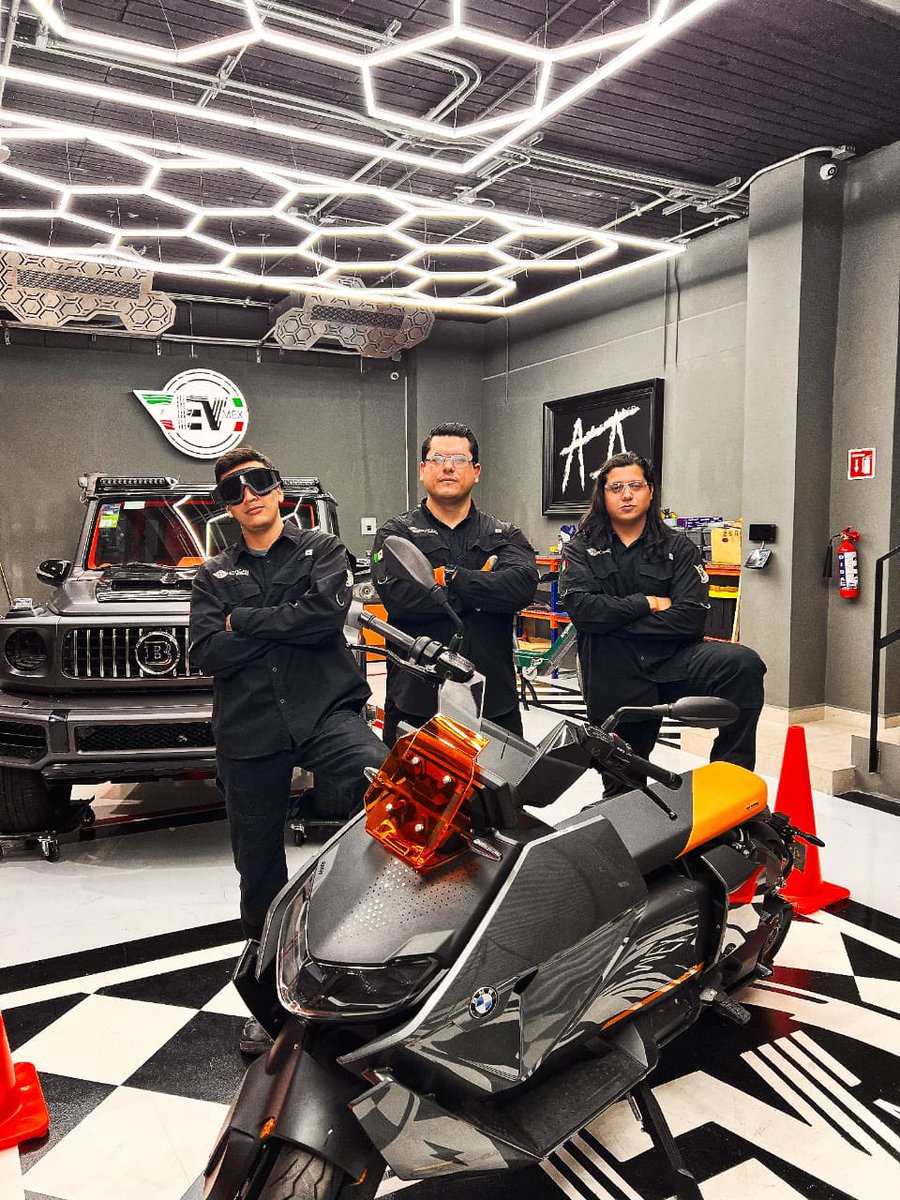 🌟 Antonio Pascual: Visionario de la Electromovilidad 🚗⚡Descubre más sobre su compromiso con la educación en electromovilidad en el enlace de nuestra biografía. ¡Juntos construimos un futuro más limpio y verde! 🌍 expresaradio.org/site/mobility-…