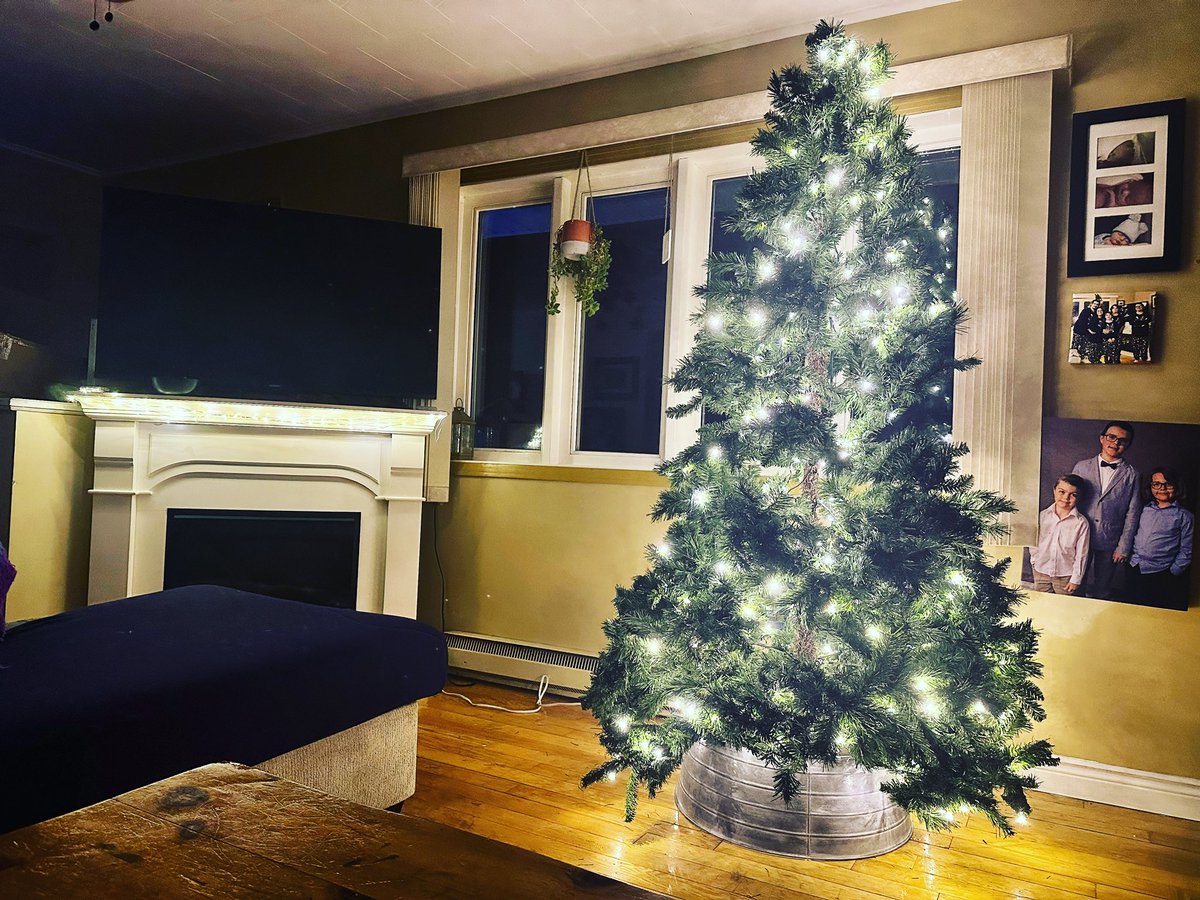 I don’t care, the lights make me smile 😊