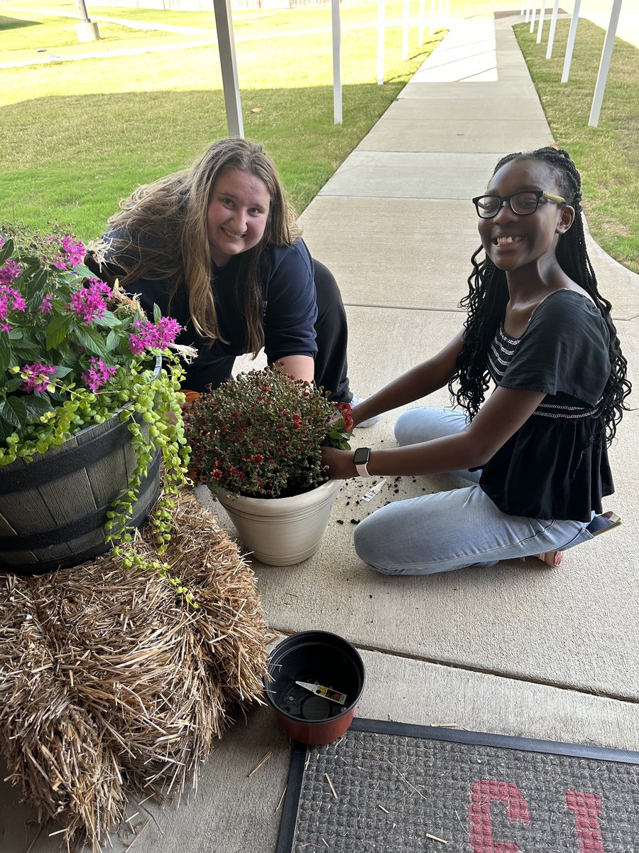 Lewisburg High School Beta Club tweet media
