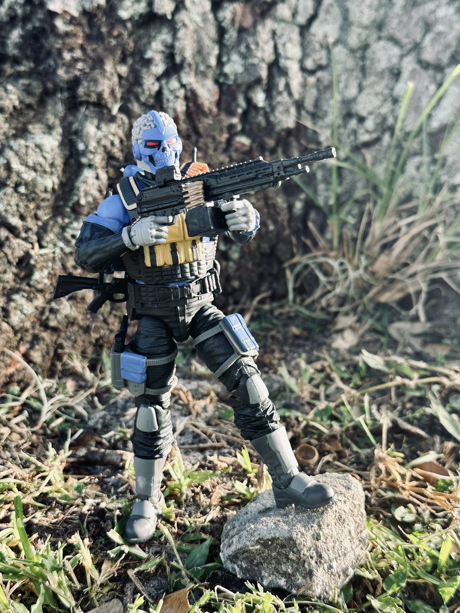 jonlyon813's tweet photo. I LOVE THIS FIGURE!! COBRA! #GIJOE #ClassifiedSeries #RangeViper #Cobra #YoJoe https://t.co/z9q0AcEwoi