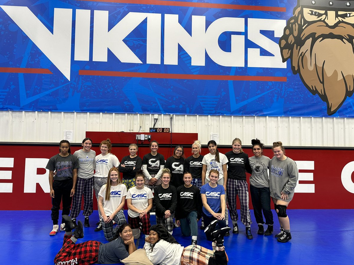 We had a great first day of practice with both squads today! 😤💪 #vikingstyle Big things ahead for these two awesome programs! Very thankful to be part of this journey!