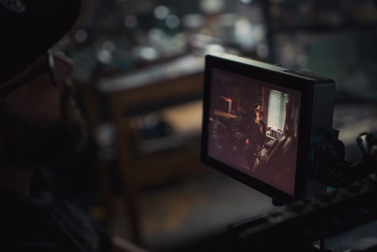 Lifelong artist and storyteller, Clifford George, invites us into his private studio to share his terrifying experience with “The Old Hag” as a young man in 1950’s outport Newfoundland.

A Newfoundland Nightmare: the HAG coming to <a href="/fibetv1/">Fibe TV1</a> TOMORROW, OCT 3rd! #DontsleepNL  💤💀