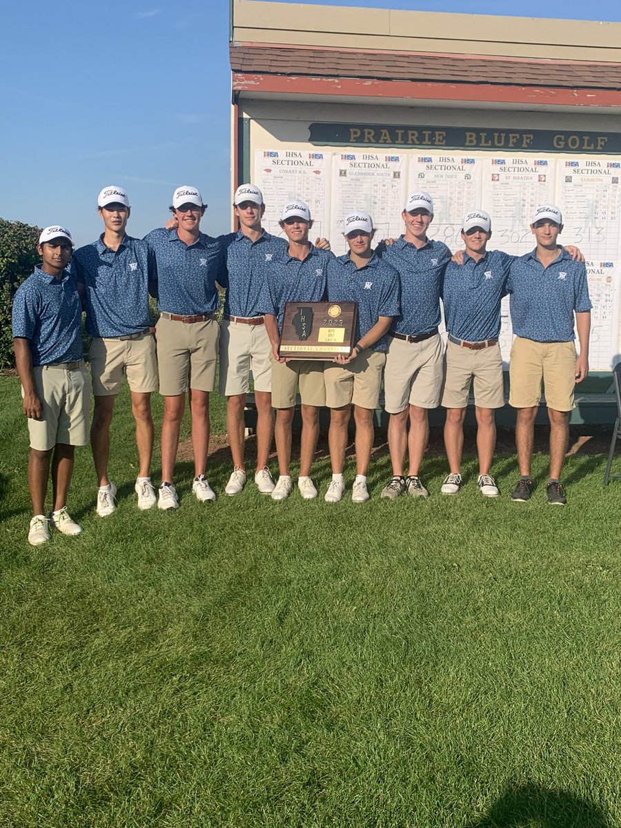 NTBoysGolf1's tweet photo. Trevians earn another trip down state after a resounding win at sectionals! Incredible effort made by the whole team, including 5 in the top 10. We’ll be headed to The Den this upcoming weekend.  @newtrier203 @athleticsnths @newtrierboosterclub https://t.co/b0ja6P7Cbr