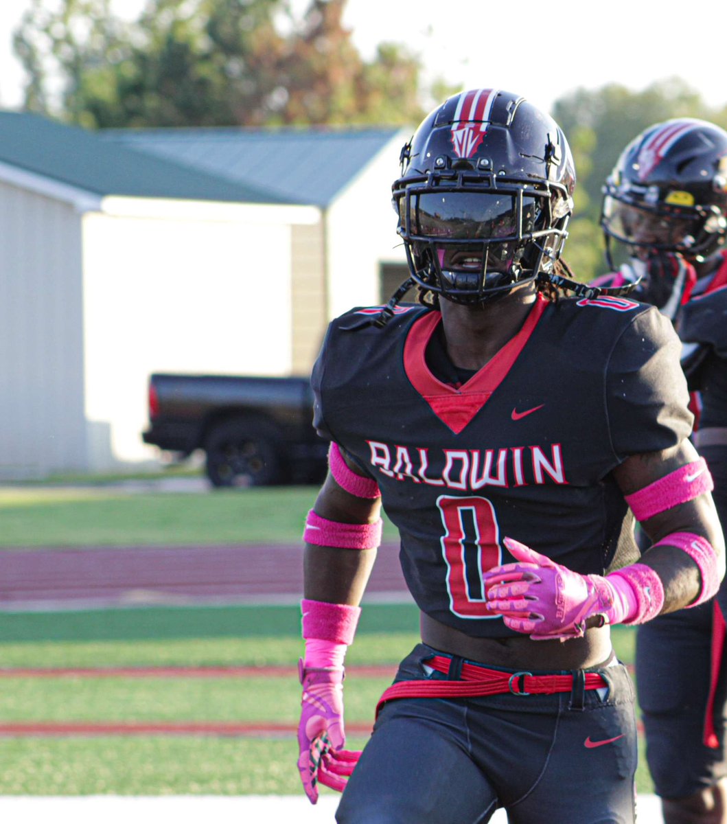 DevariousR's tweet image. 🦾🦾
#juniorseaseon 
#linebacker 
#0 🦾🦾