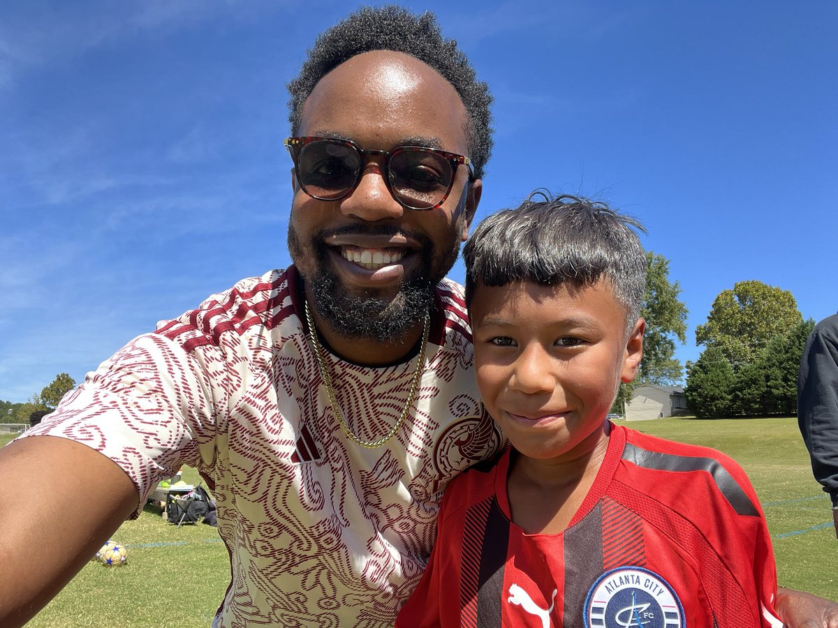 TheBestEducator's tweet image. Got the chance to see a bunch of former, current, and future students playing soccer last weekend! It’s always amazing to see their reactions when you actually show up! #hapevillehawks #wherethemagichappens @DrCSLPadgett @kellymastro