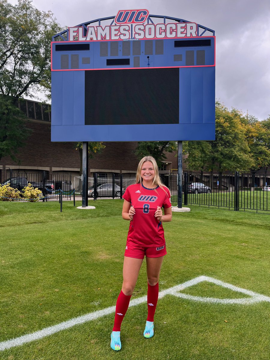 A big thanks to <a href="/UIC_WSOC/">UIC Women's Soccer</a> for an amazing visit!! The time and thought put in by the coaching staff and players was incredible!! Thank you!! <a href="/meaggryan/">Meag Ryan</a> <a href="/SLSGECNLGirls/">SLSG ECNL Girls</a>