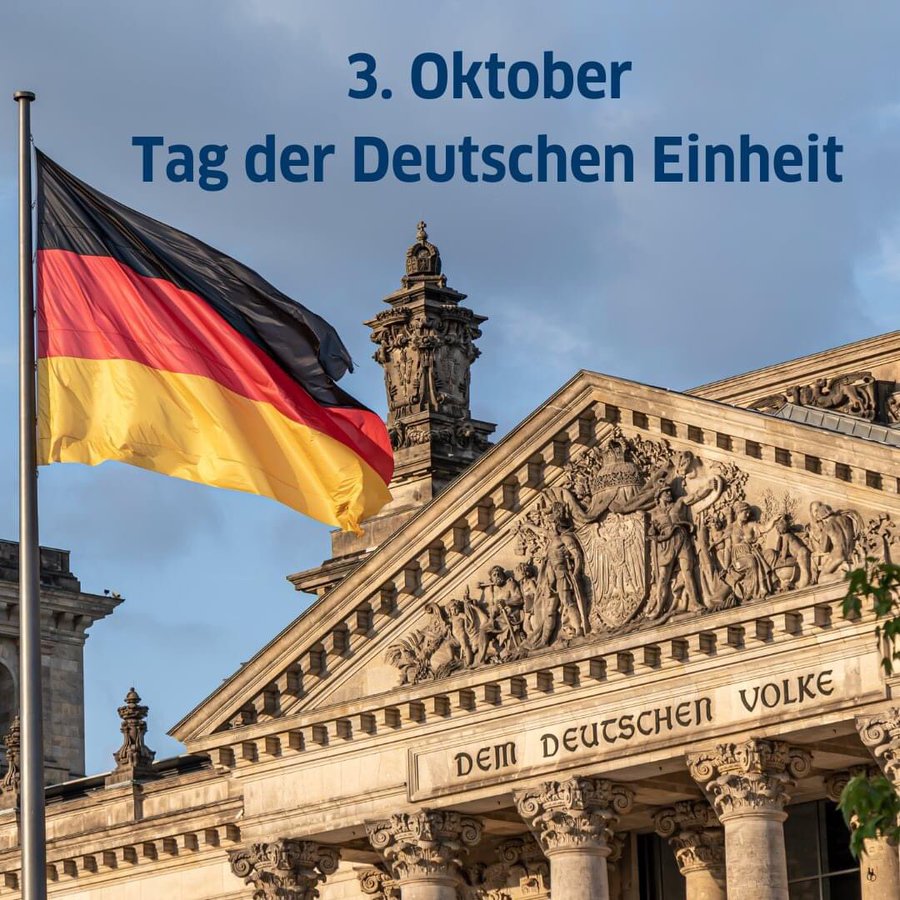 HistoryMttrs's tweet photo. 🇩🇪 #GermanyUnity #NationalHolidDay
October 3rd is the Day of German Unity and is also Germany's national holiday.
Historical Significance of the Day of Germany Unity:
The fall of the Berlin Wall on the 9th of November in 1989, which marked the end of the Cold War, had paved the way for German reunification barely a year later.
The Unification Treaty that was signed on the 20th of September in 1990 and declares the 3rd of October the national holiday, sealed the end of the division of Germany.
🇩🇪 #DeutschenEinheit #NationalFeiertag
Der 3. Oktober ist der Tag der Deutschen Einheit und zugleich deutscher Nationalfeiertag.
Historische Bedeutung des Tages der Deutschen Einheit:
Der Fall der Berliner Mauer am 9. November 1989, der das Ende des Kalten Krieges markierte, ebnete nur ein Jahr später den Weg zur deutschen Wiedervereinigung.
Der am 20. September 1990 unterzeichnete Einigungsvertrag, in dem der 3. Oktober zum Nationalfeiertag erklärt wurde, besiegelte das Ende der Teilung Deutschlands.
🇩🇪 #3Oktober #Deutschland #Germany