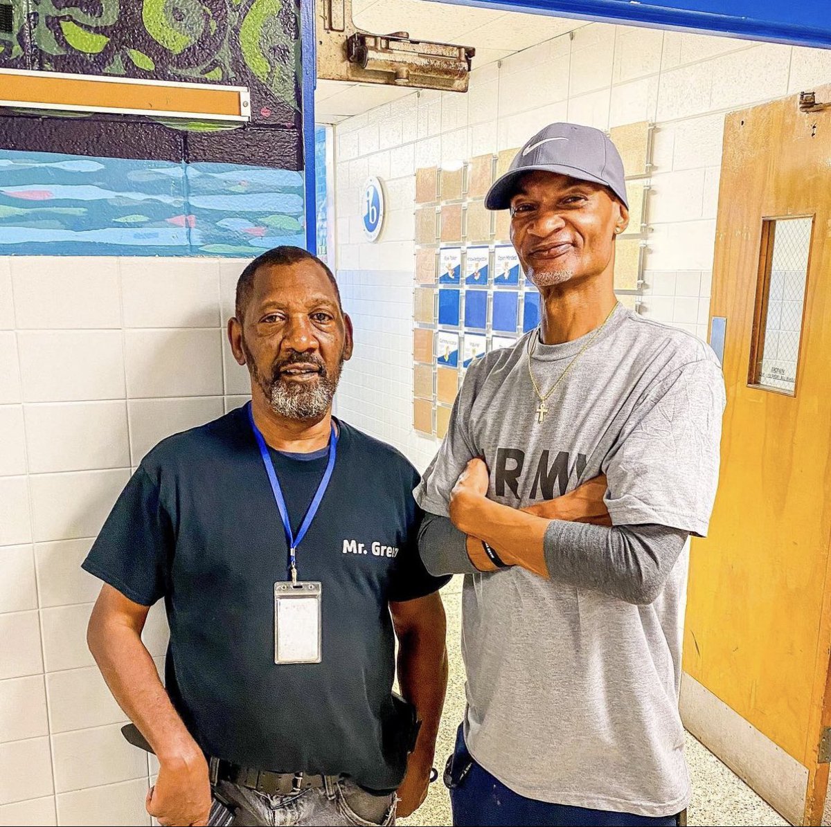 engross's tweet image. Happy #NationalCustodianDay to the real MVPs of @Chimborazo_ES
Mr. Green and Mr. Martin make sure our students have the best possible environment for learning! Thank you!!!