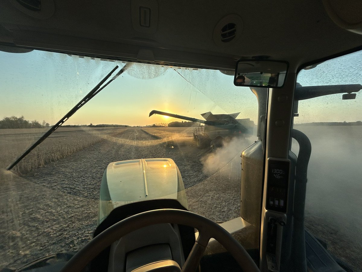 Nothing beats a harvest sunset! #ONTAgWeek