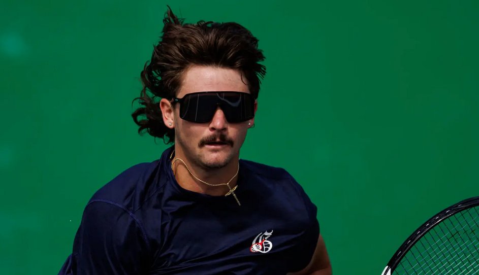 josemorgado's tweet image. JJ Wolf in Shanghai.