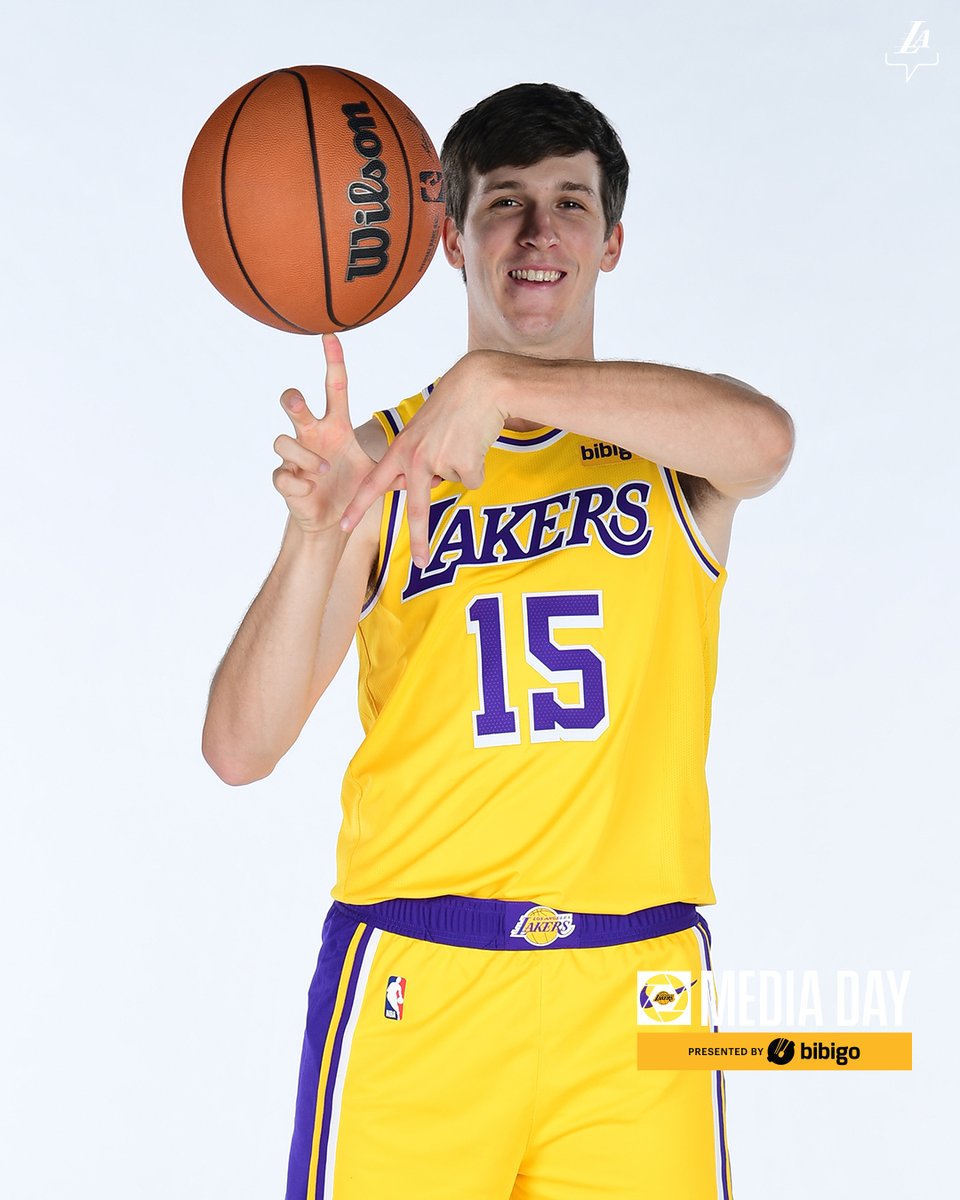 Lakers tweet picture