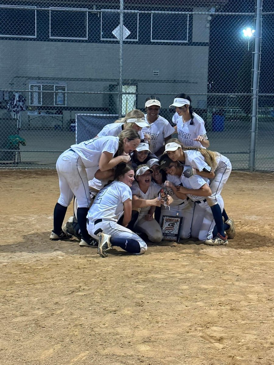 Great day from dark 5am to dark 10pm yesterday!!  5-0 on the day and played a very talented Indiana Gators 08 - Burns team in Championship!  Was a lot of fun!!  Great job ladies!!! #crushingit