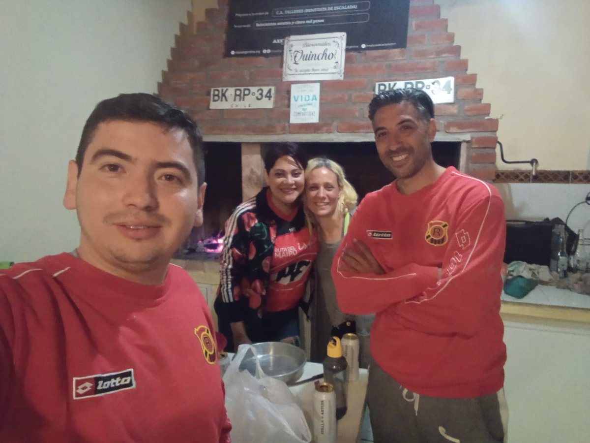 VaniSilvaOK's tweet photo. Alentando desde Argentina!!! https://t.co/WXoQ0X67AZ