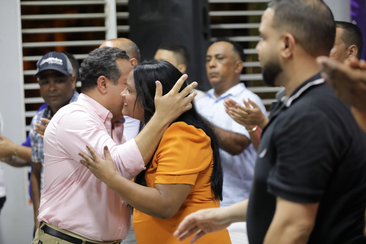 ALEJANDRO tweet media