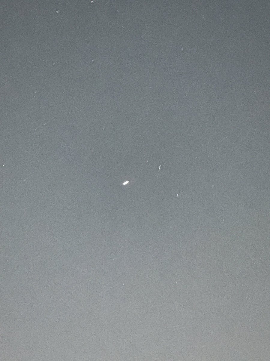 RyanBrownMS's tweet photo. @RobStormTeam2 @WCBD Just flew over me in Goose Creek. Absolutely beautiful, photo quality notwithstanding. Thanks for the heads up! https://t.co/xrzoS31Gmi